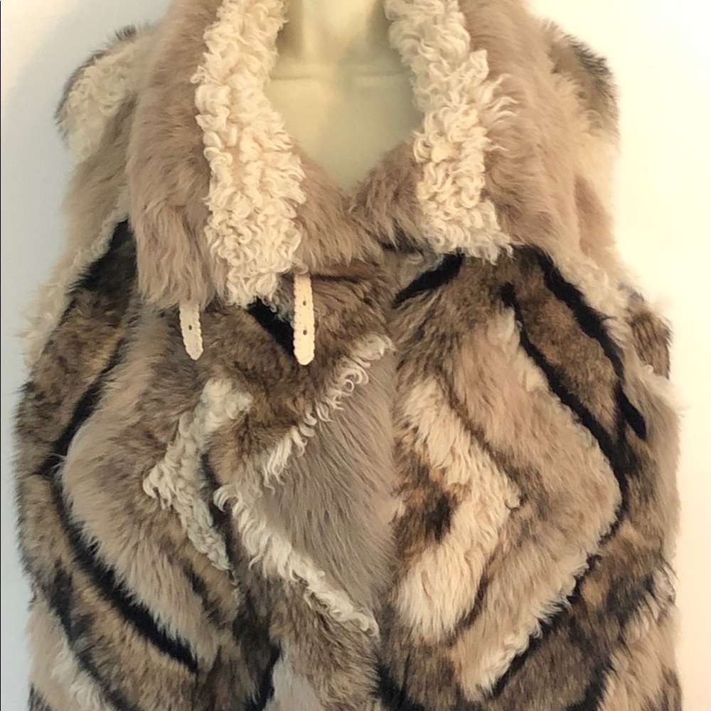 NWT! $6500 Ralph Lauren Purple Label Collection Shearling Fur Vest, Sz Large - Picture 4 of 15
